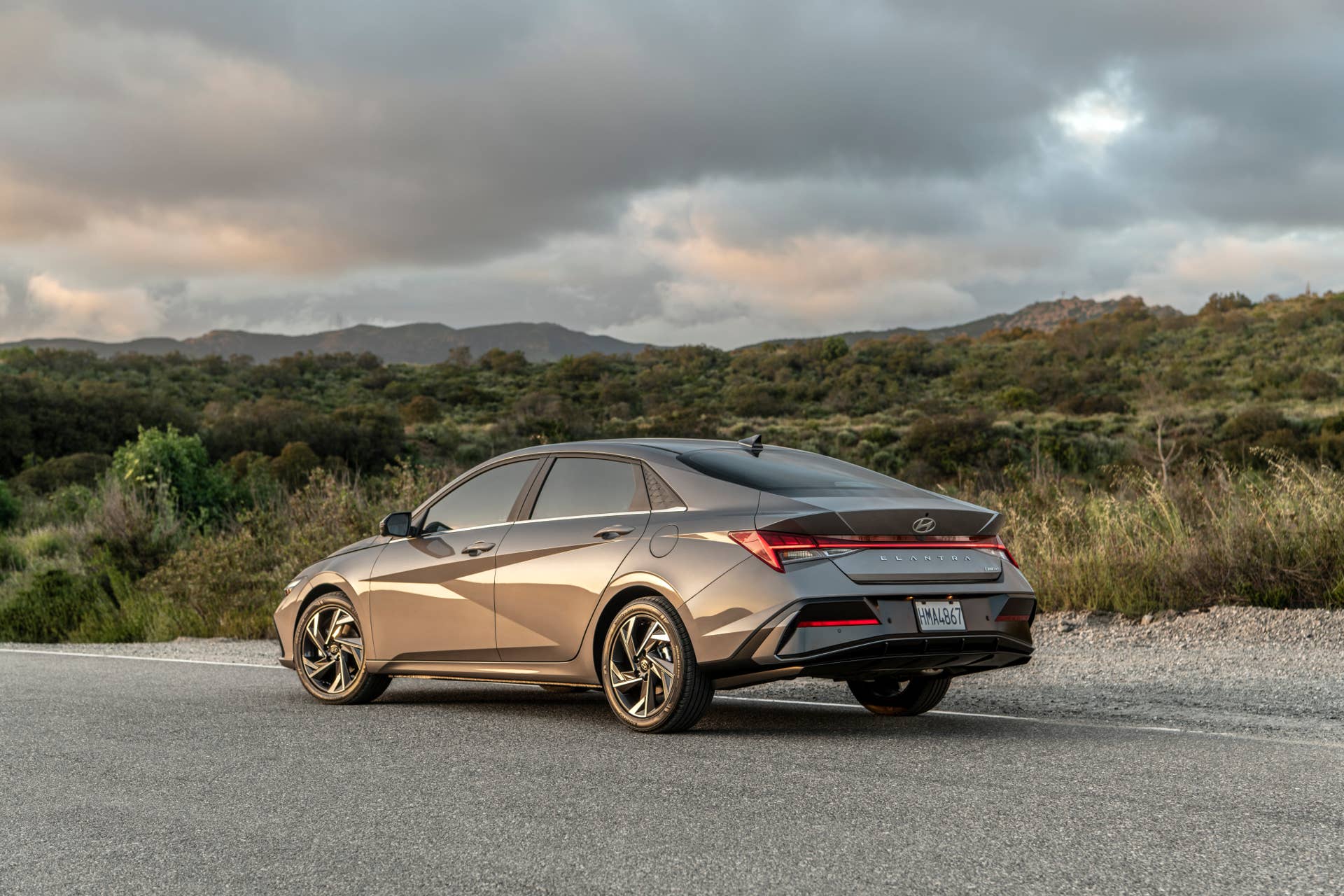 2025- 2026 2026 Hyundai Elantra