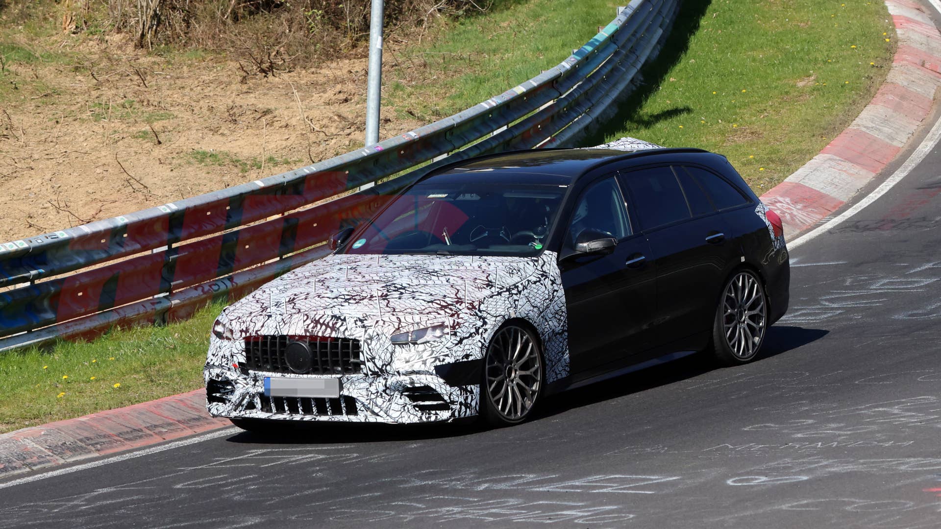 2027 Mercedes-AMG C 63 wagon spy shot