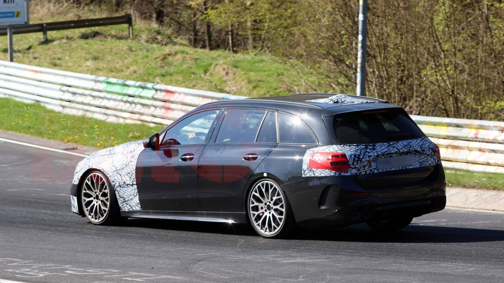 2027 Mercedes-AMG C 63 wagon spy shot