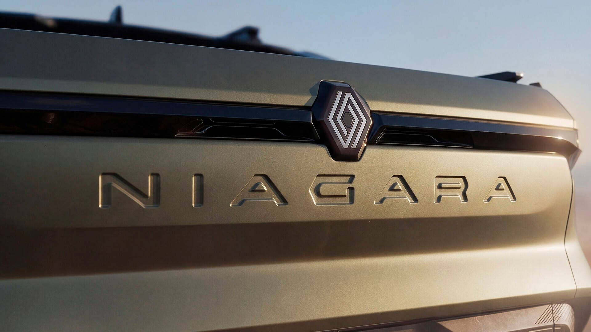 2027 Renault Niagara Teaser Rear Tailgate