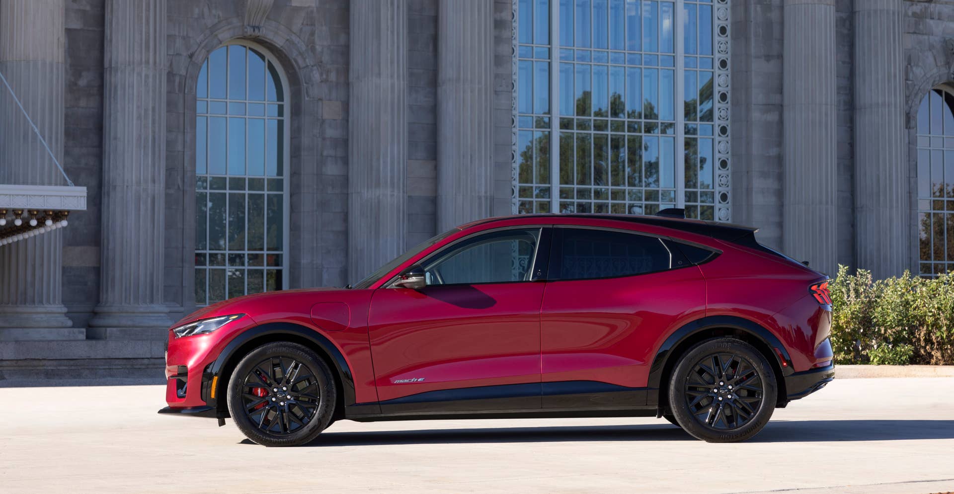 2026 Ford Mustang Mach-E Review, Specs, Pricing, and Warranty - Autoblog