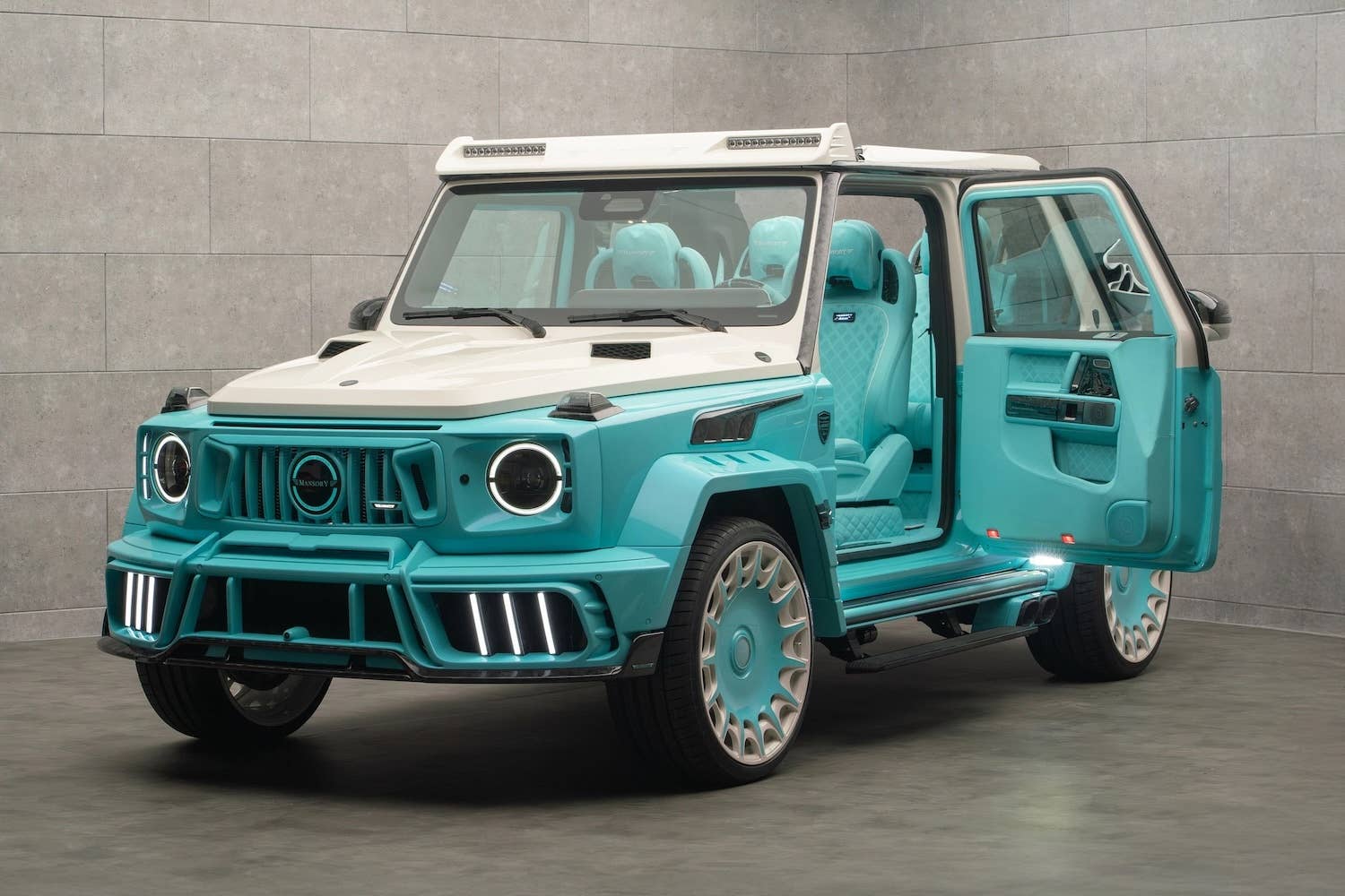 Mansory Azura Beats Mercedes To An 820-HP G-Class Cabrio - Autoblog