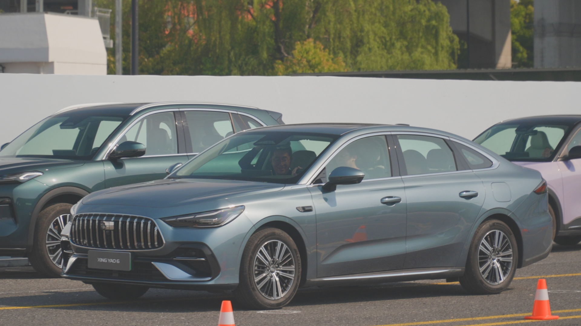Geely May Have Built a Hybrid Better Than Toyota - Autoblog