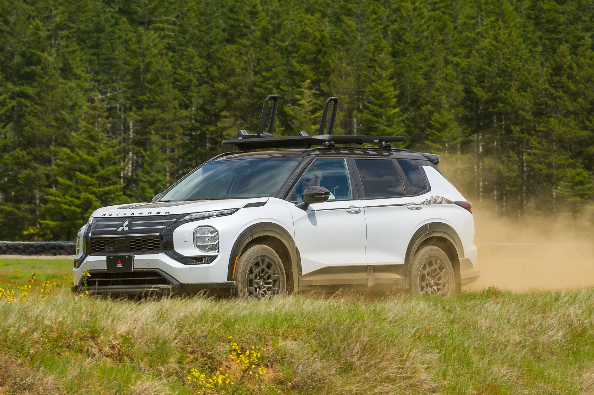 Mitsubishi Outlander could get a tougher package than the Trail Edition