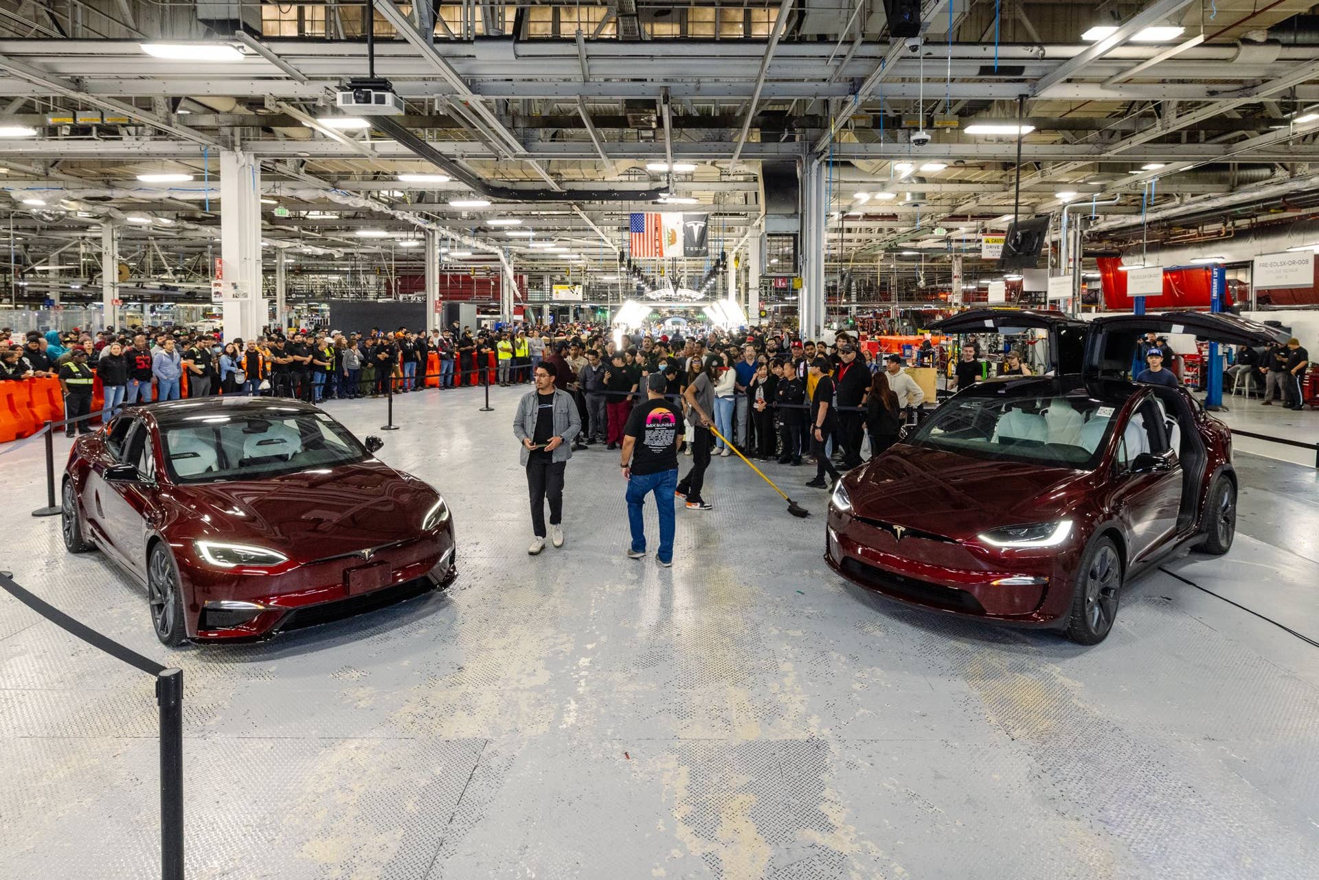 Tesla Builds Final Model S And Model X EVs After Historic 14-Year Run ...
