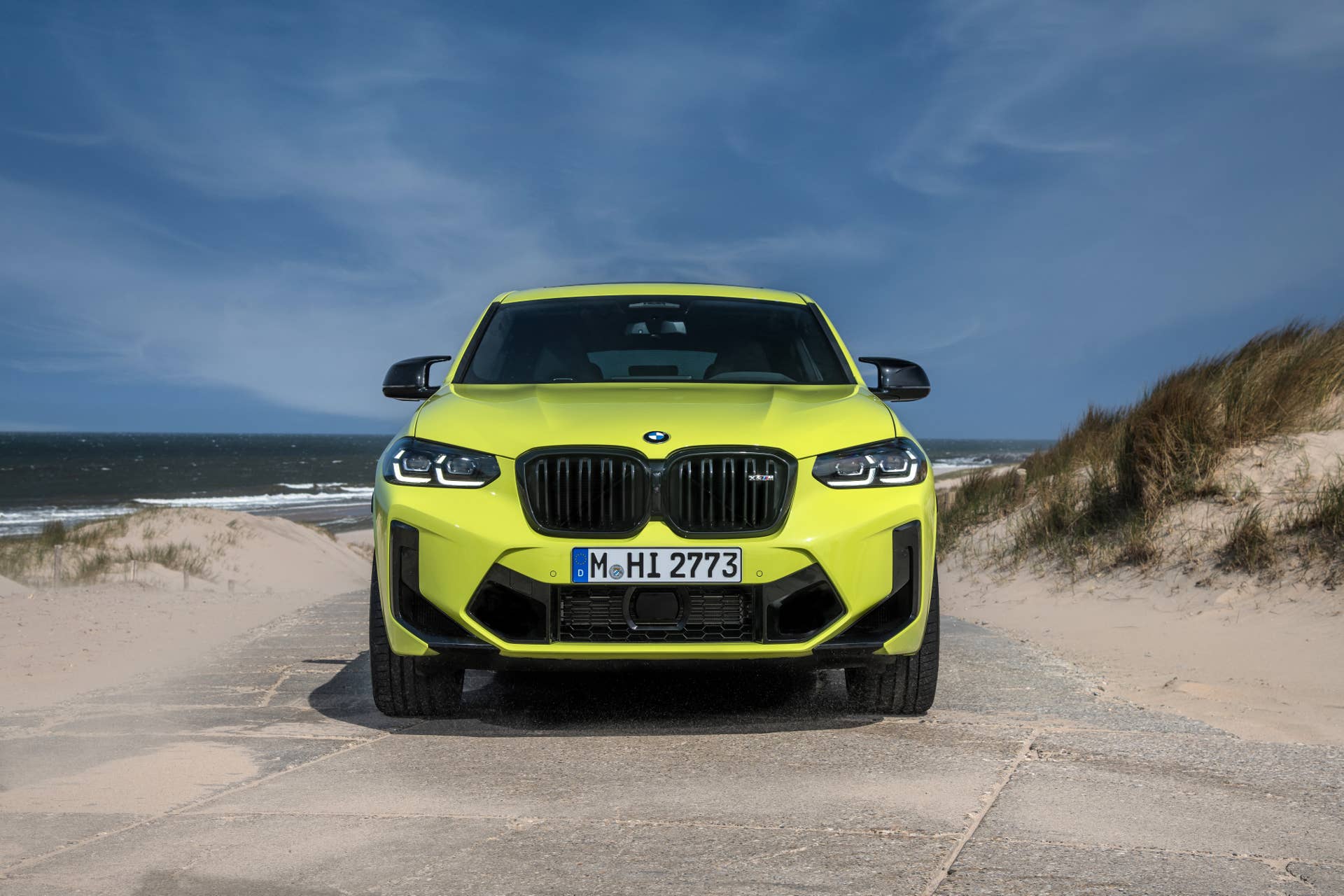 2025 BMW X4 M