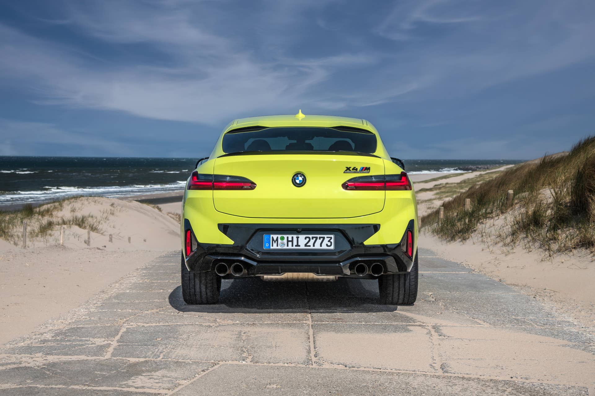2025 BMW X4 M