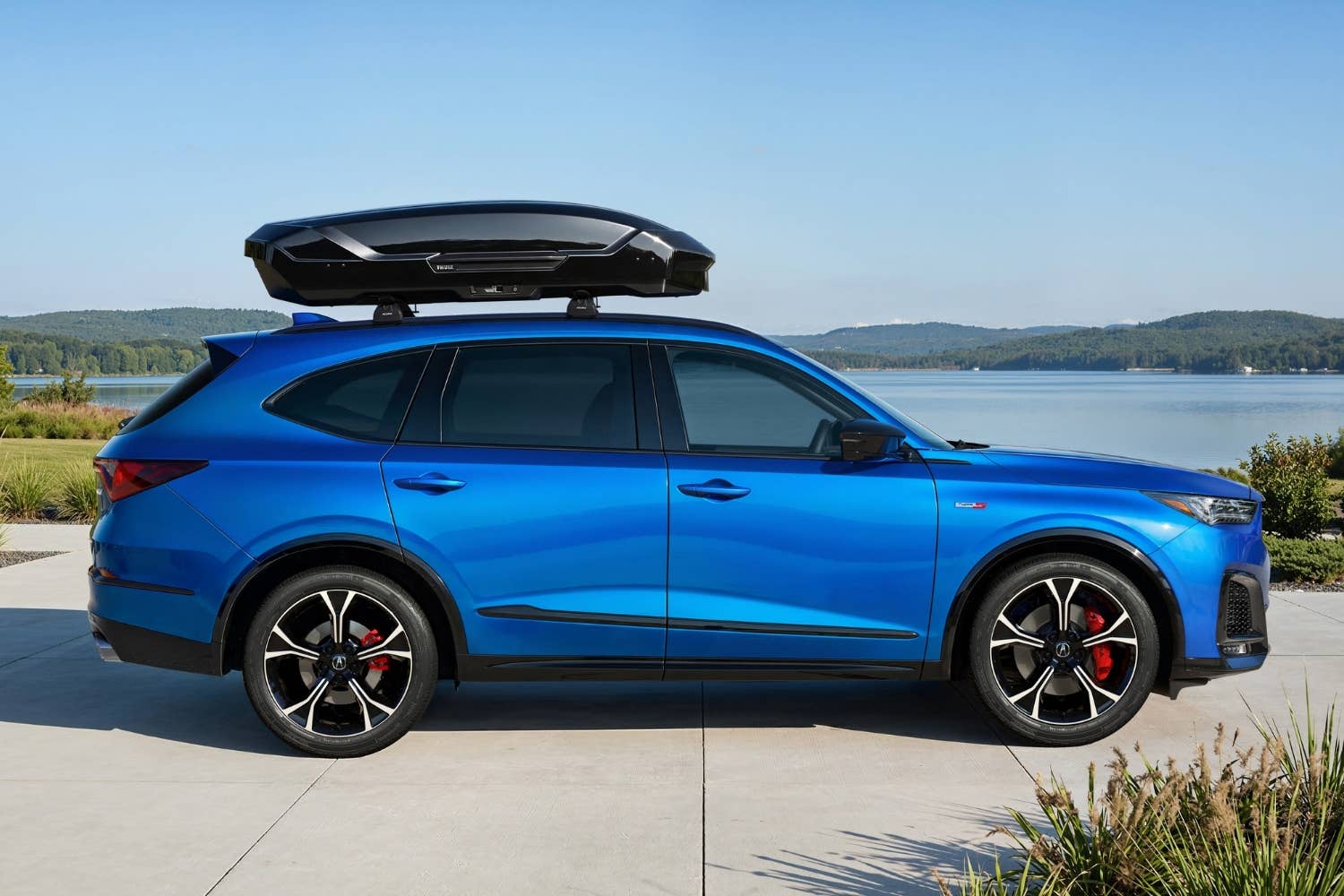 2026 Acura MDX with Thule accessories