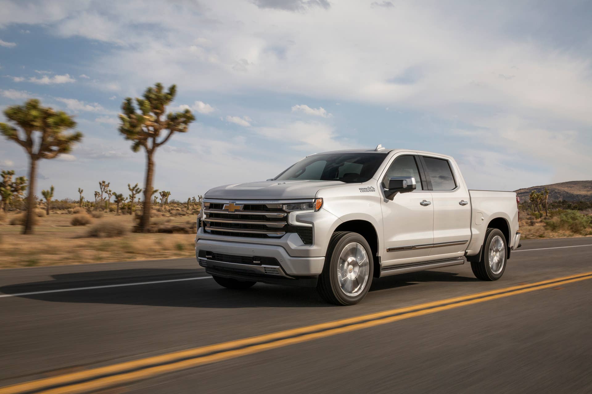 2026 Chevrolet Silverado 1500 Review, Specs, Pricing, and Warranty ...