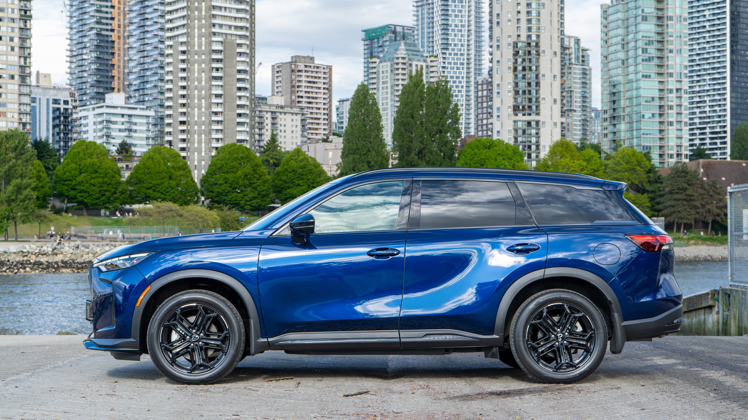 2026 Infiniti QX60 Sport