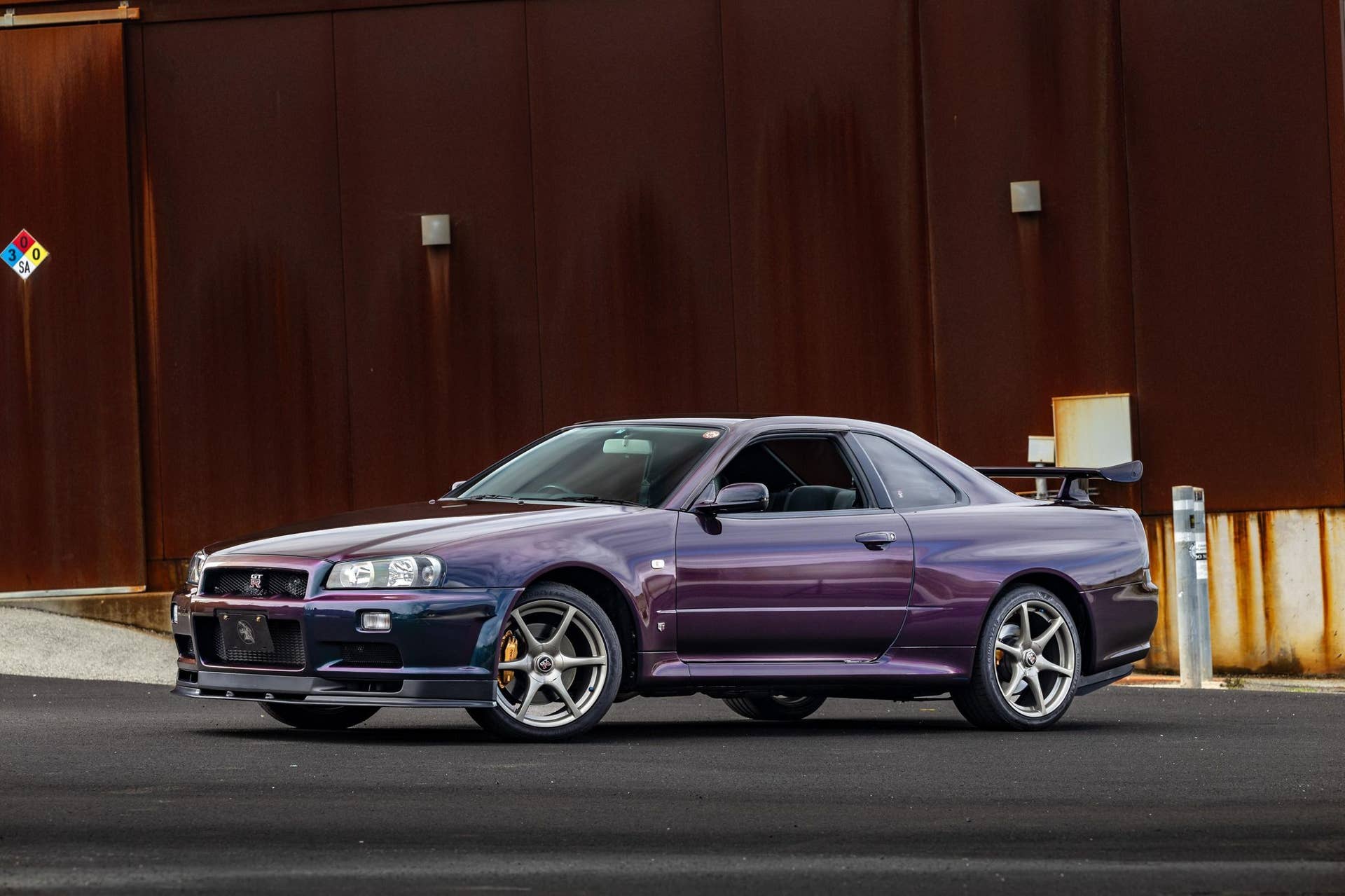 This 1999 Nissan Skyline GT-R V-Spec Pairs Midnight Purple With