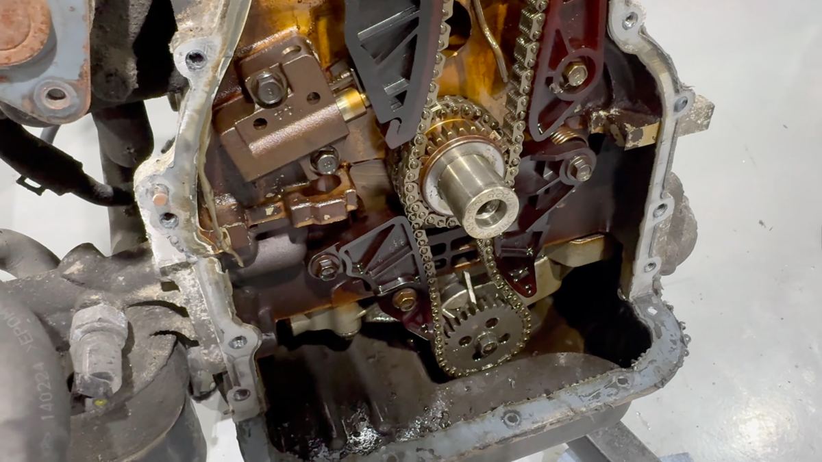hyundai-theta-engine-from-genesis-coupe-teardown-02.png?profile=rss