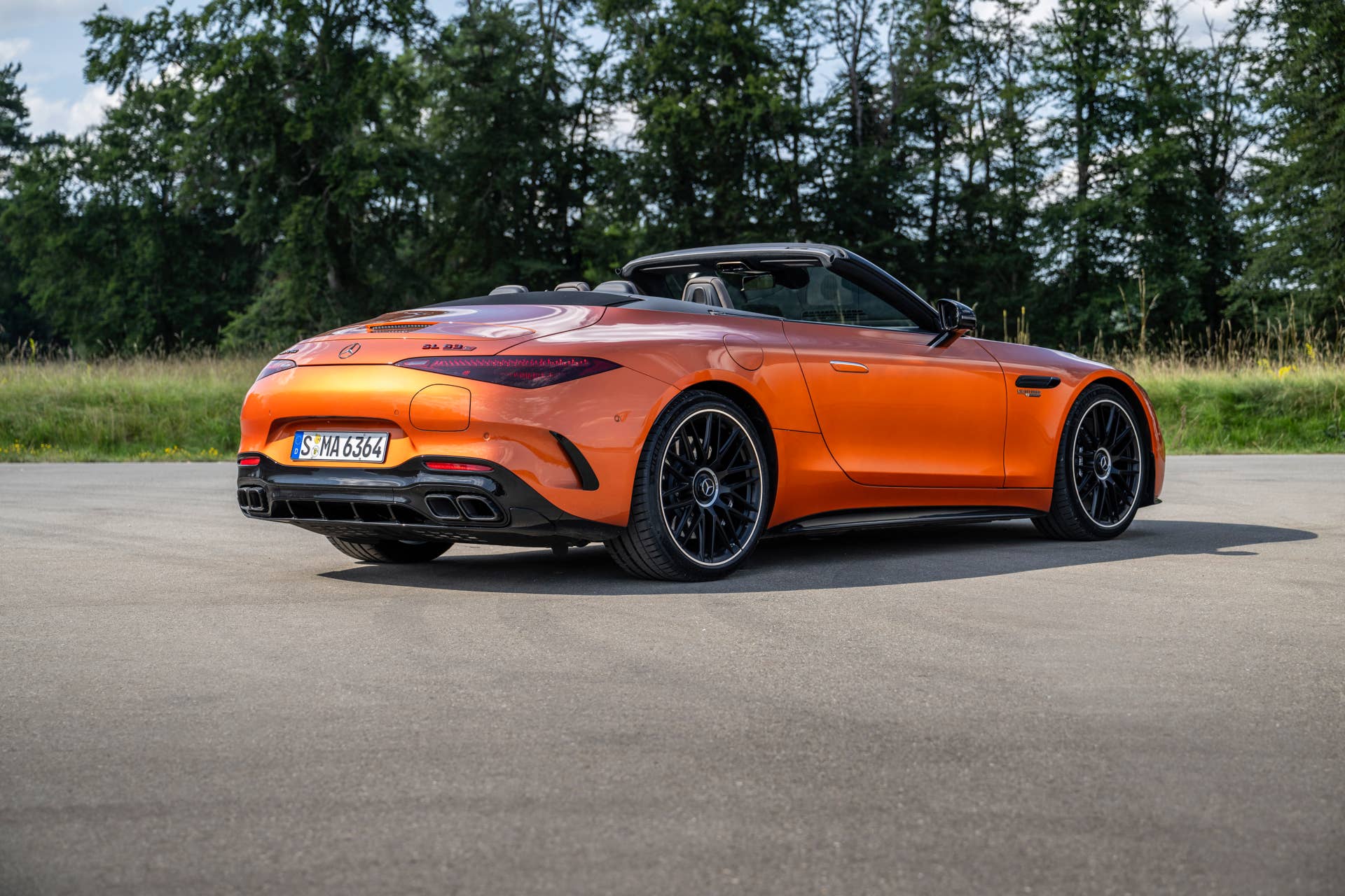 2025-2026 Mercedes-AMG SL-Class