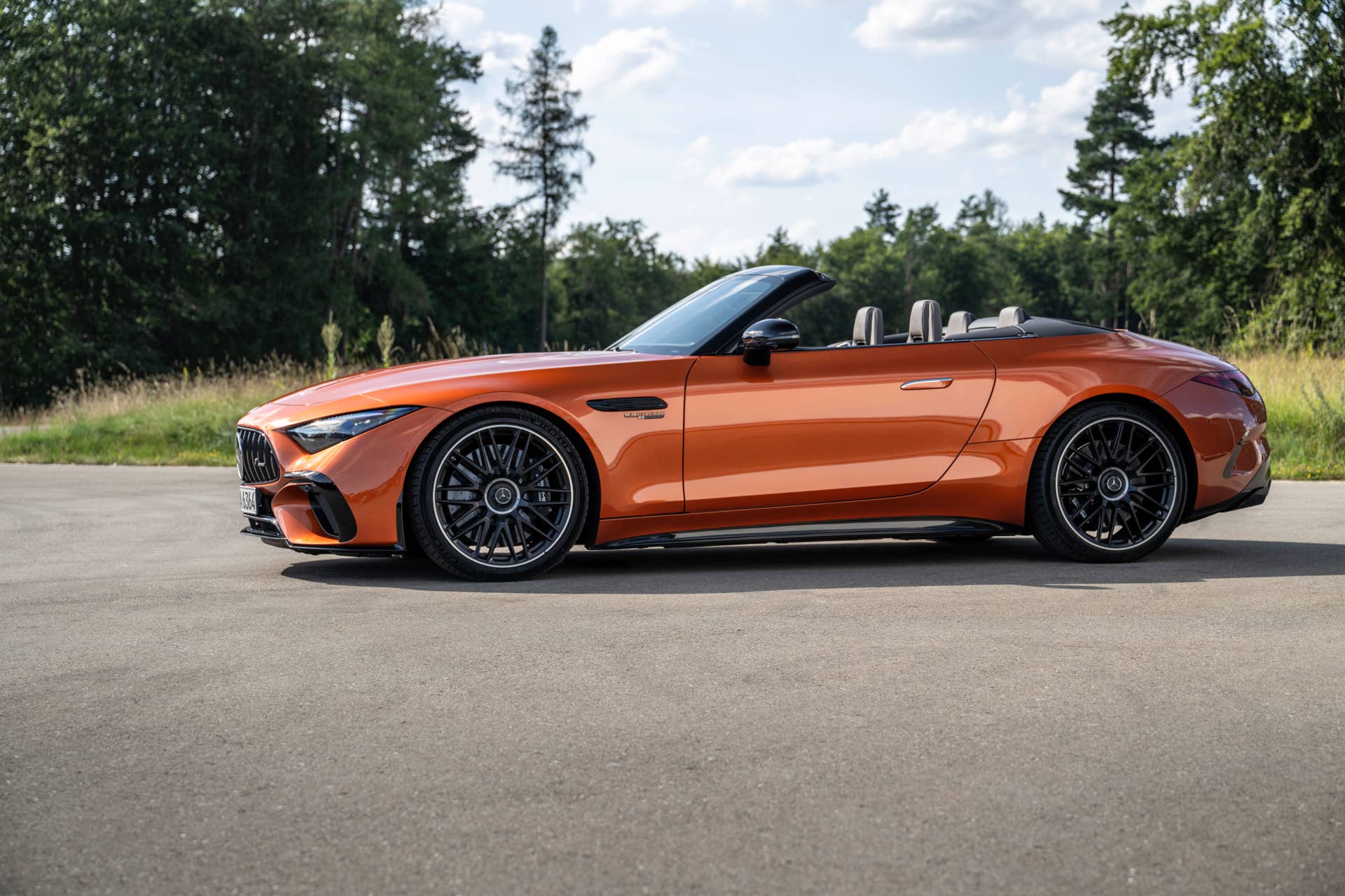 2025-2026 Mercedes-AMG SL-Class