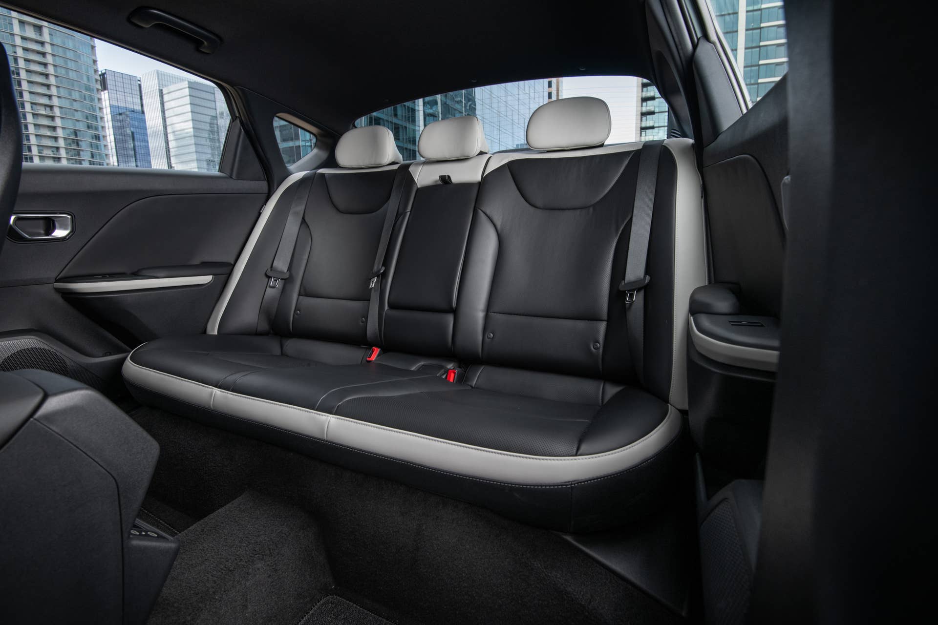 2025-2026 KIA K4