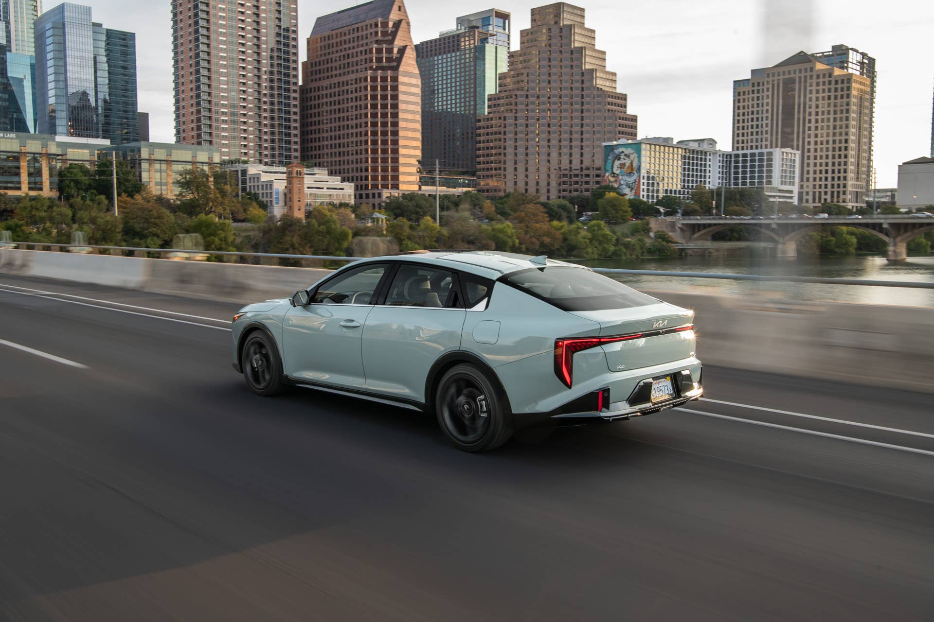 2025-2026 KIA K4