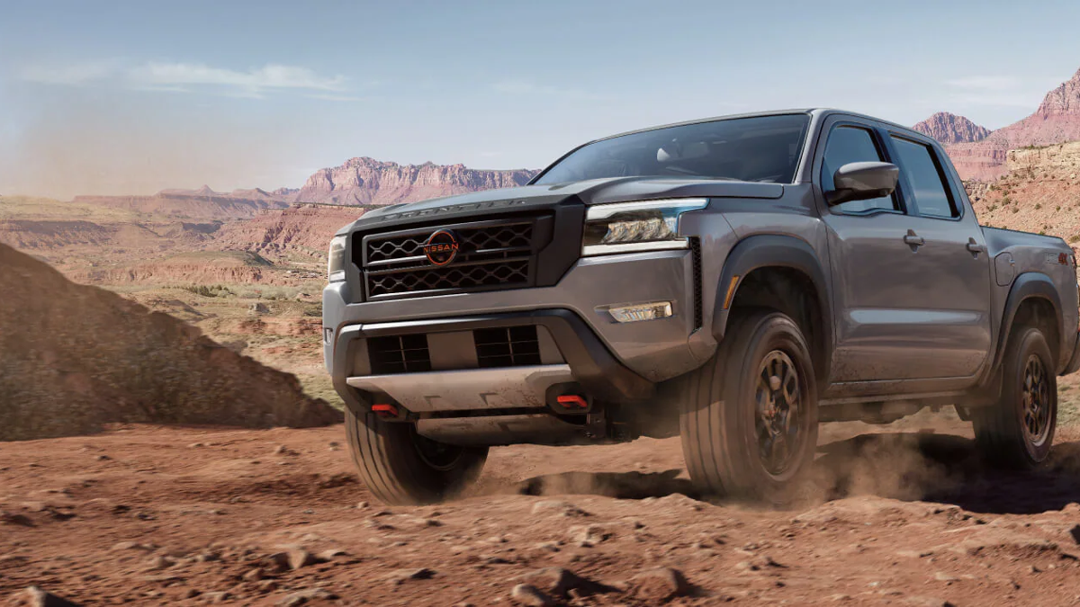 I Drive the 2026 Nissan Frontier PRO-4X and Have an Adventure