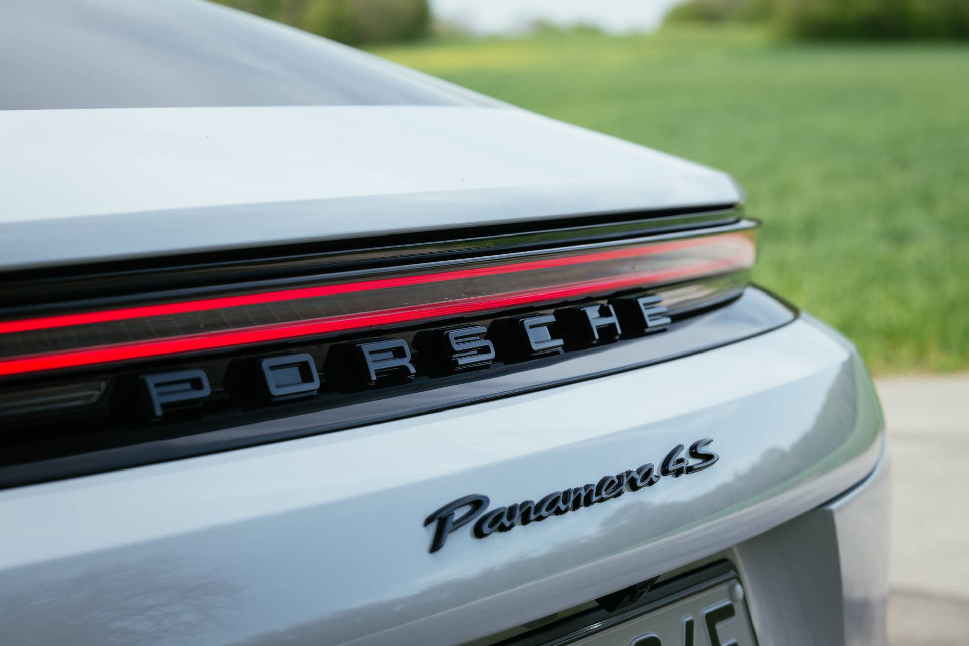 2025-2026 Porsche Panamera
