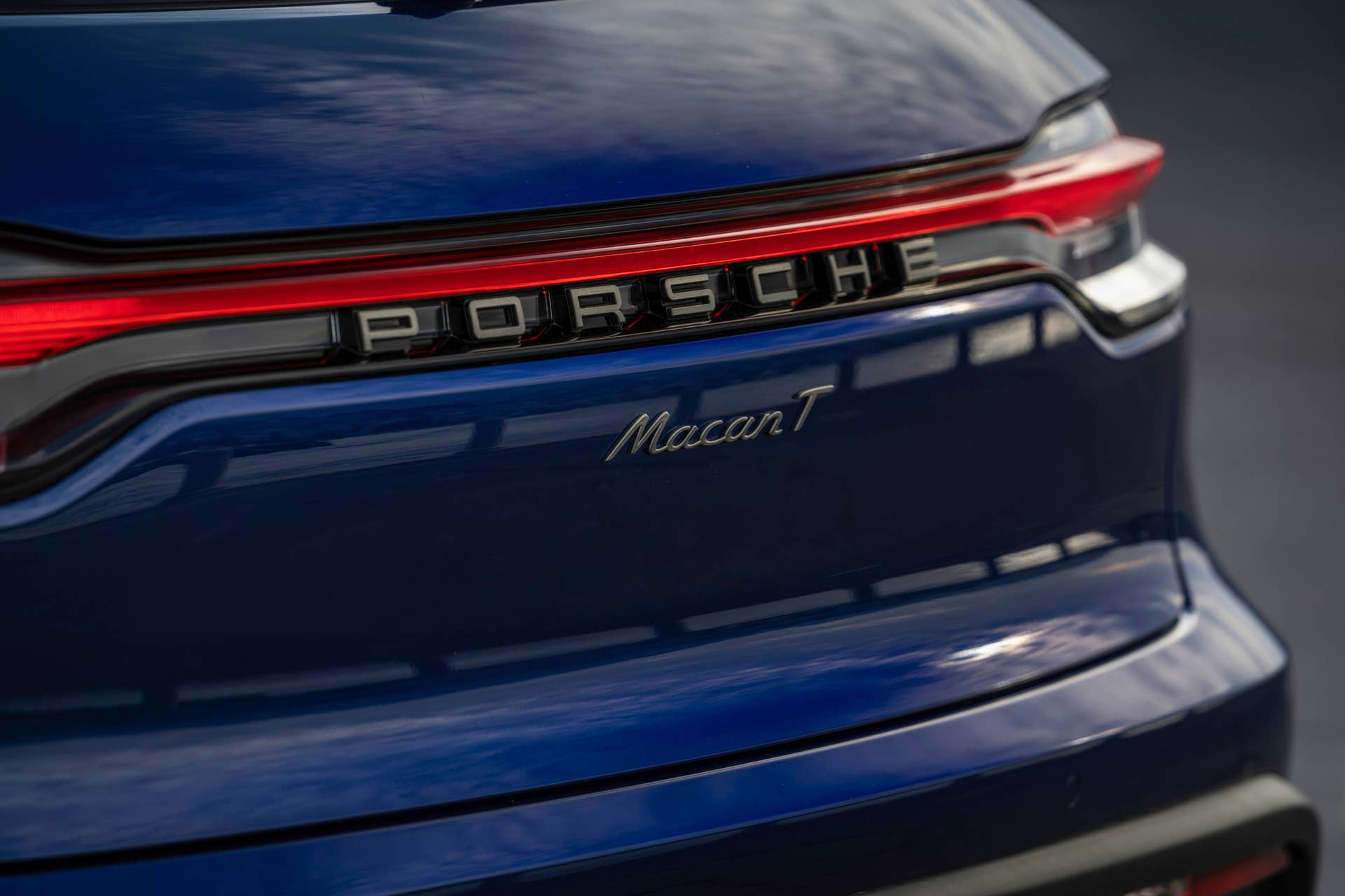 2025-2026 Porsche Macan
