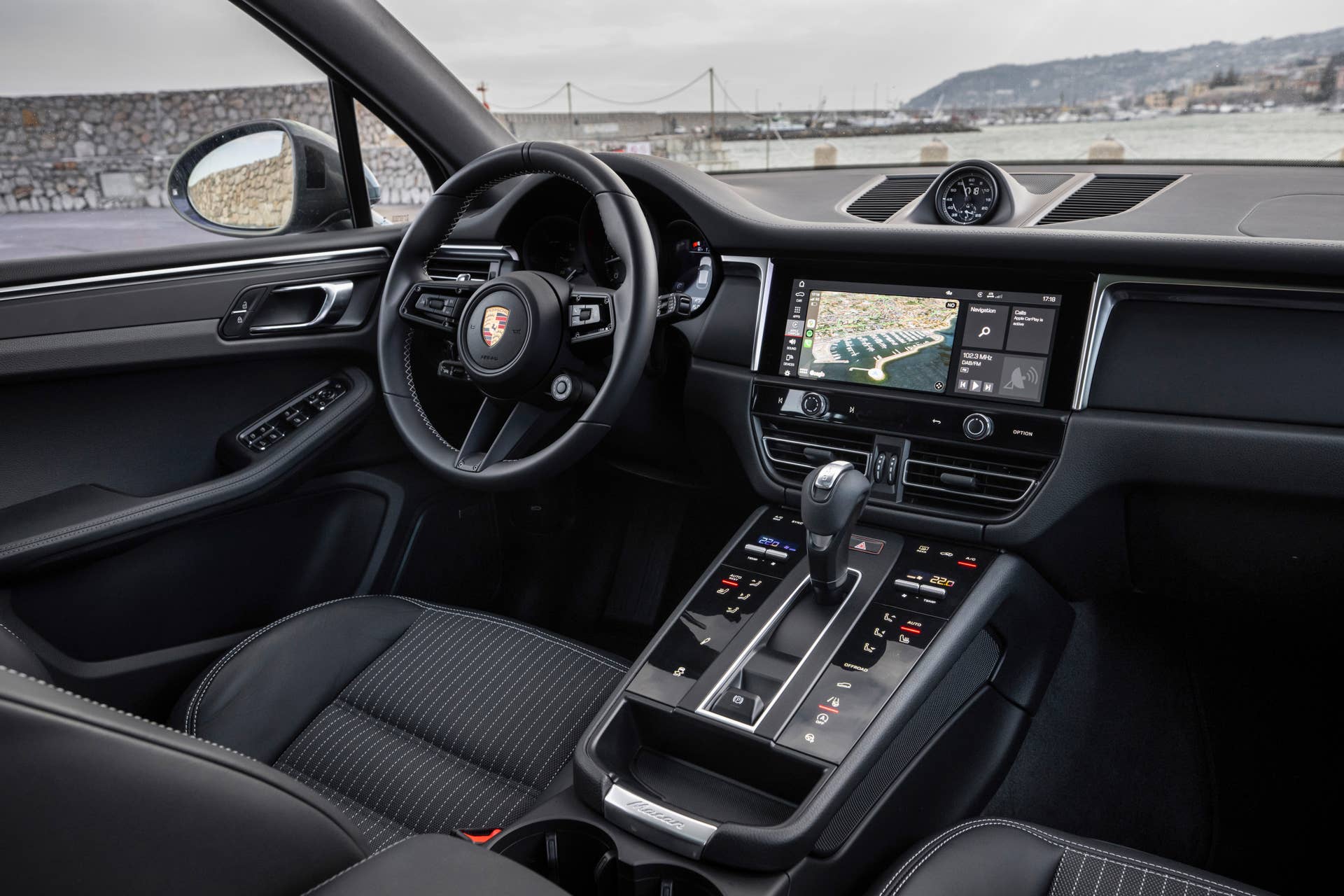 2025-2026 Porsche Macan