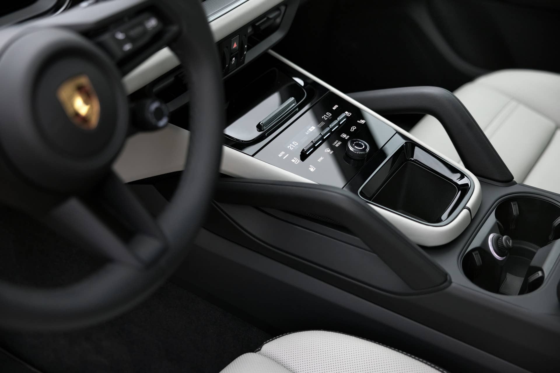 2025-2026 Porsche Cayenne