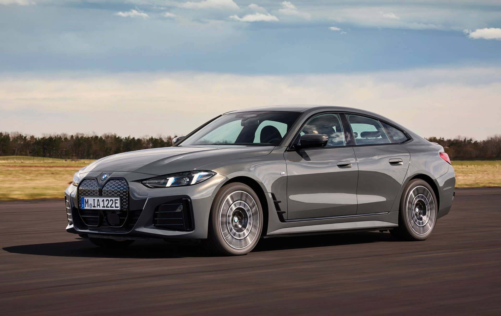 2026 BMW i4