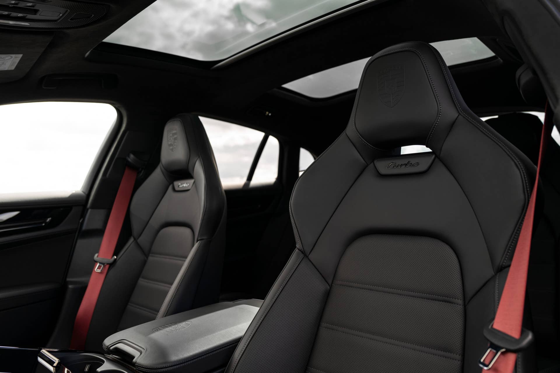 2026 Porsche Panamera Turbo S E-Hybrid black interior front seats