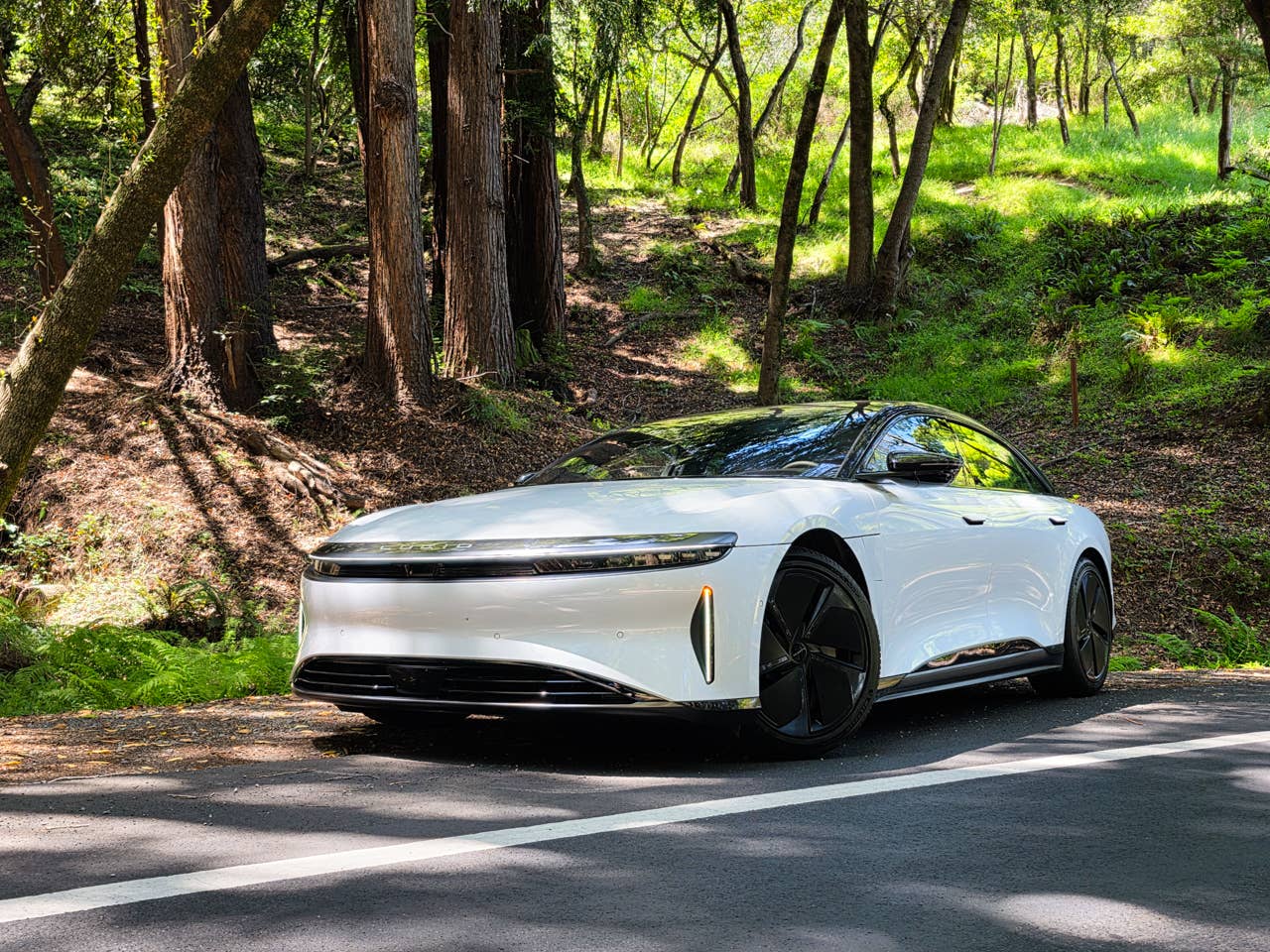 The Silent Apex: Why the Lucid Air Touring is the Ultimate Low-Drag Link — image 5