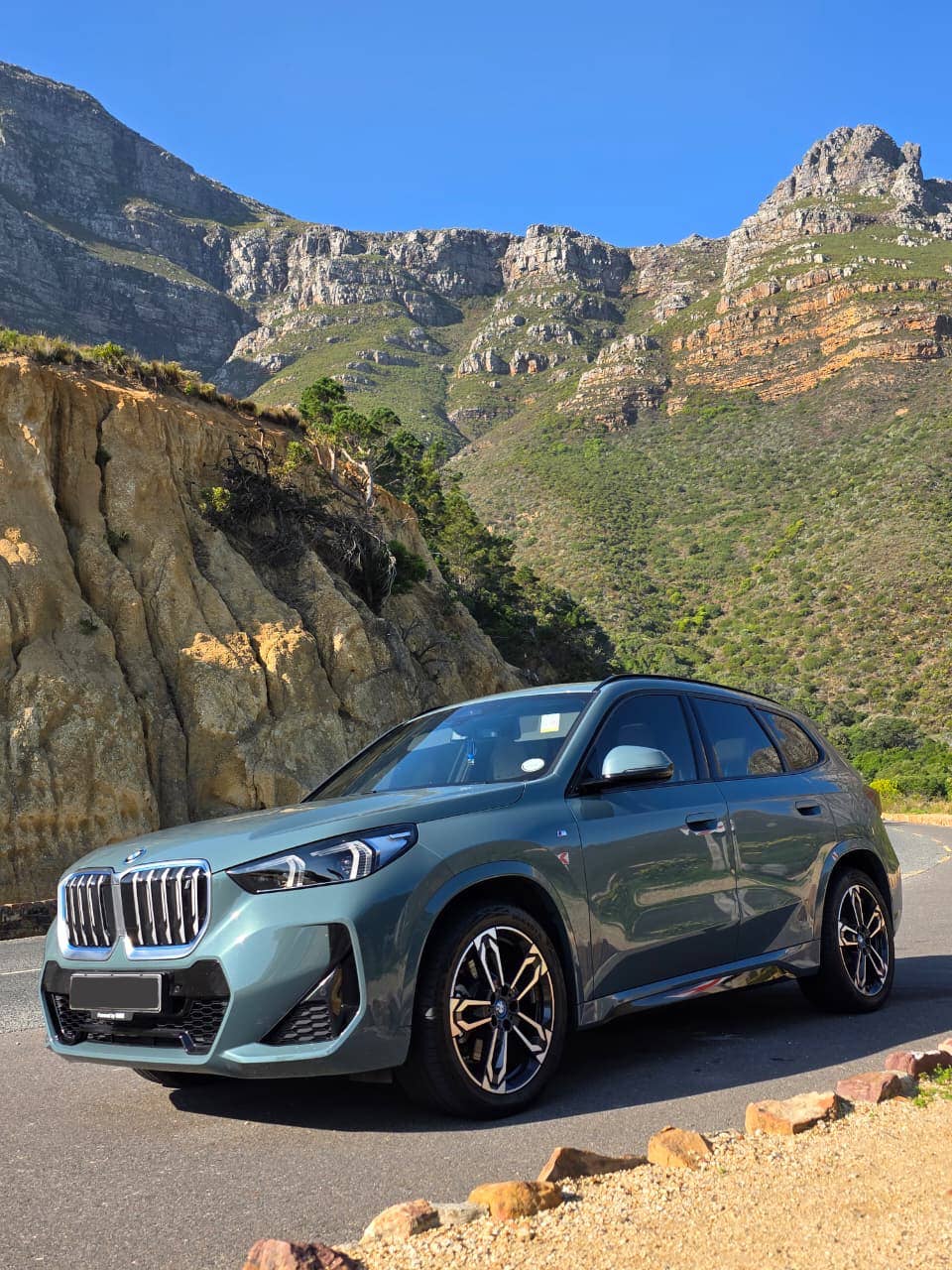 2025 BMW iX1