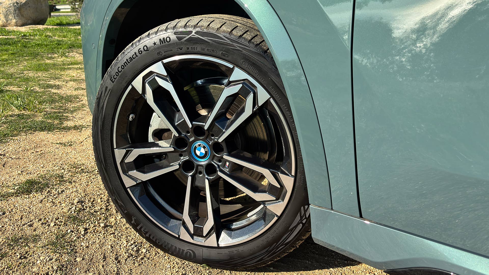 2025 BMW iX1