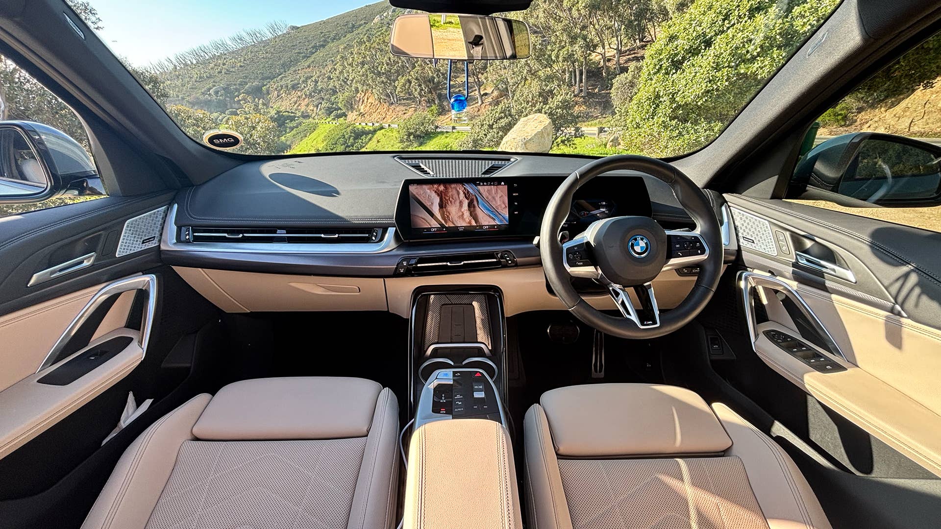 2025 BMW iX1