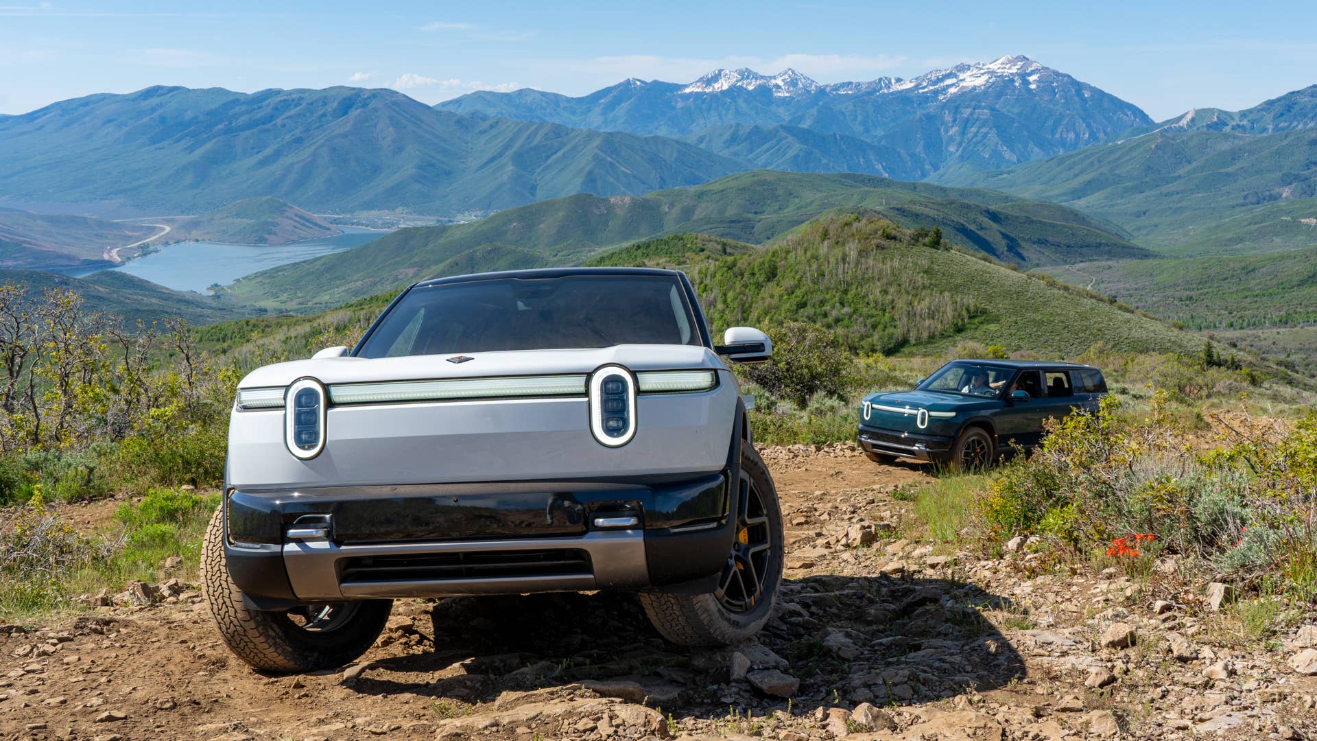 Suburu Rivian 2027 Rivian R2 vs. 2026 Subaru Trailseeker: I Drove Both Electric ...