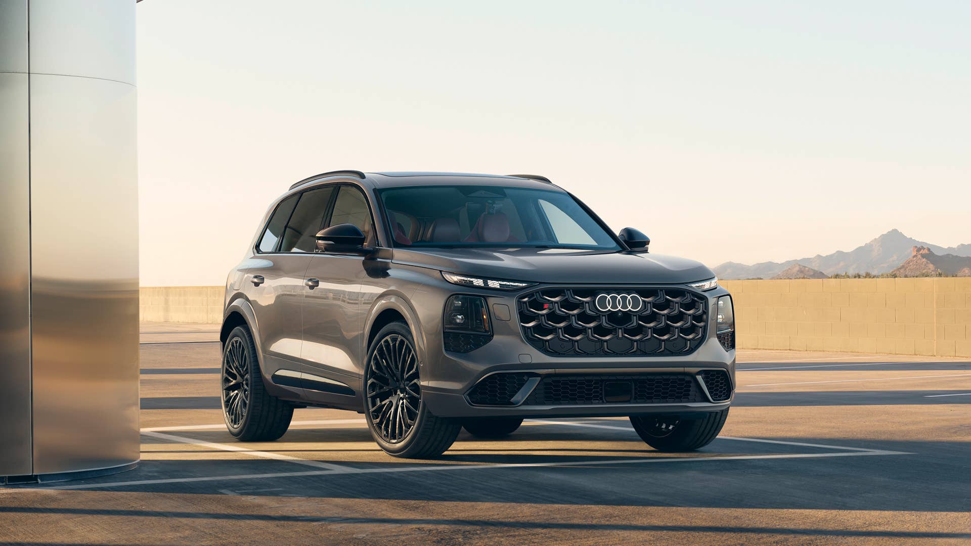 All-New Audi Q7 Debuts with More Space, Better Tech, and Plenty of ...