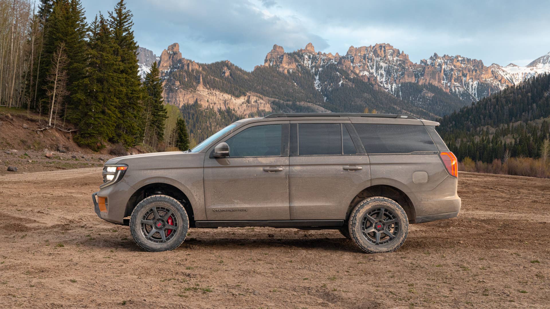 Hennessey Ford Expedition Tremor VelociRaptor