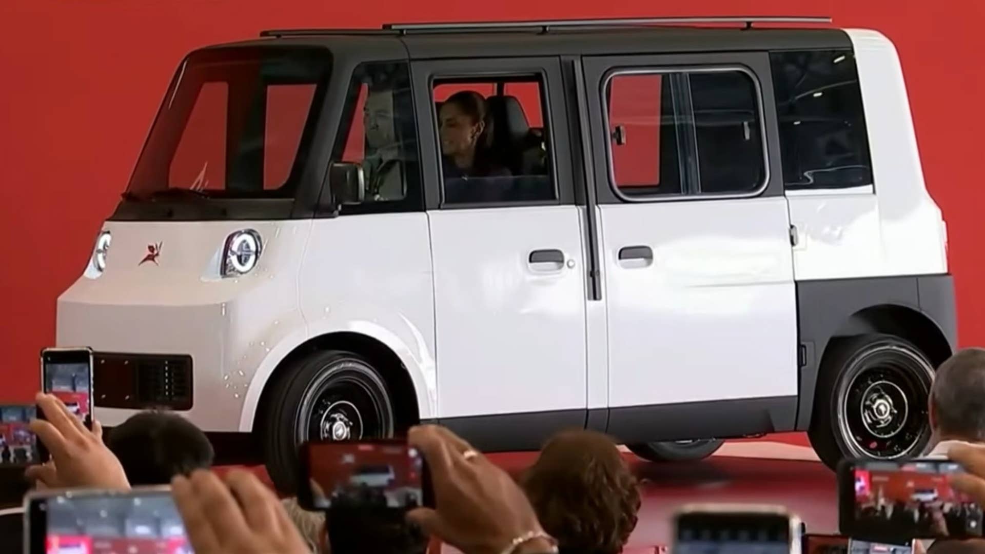 Mexico’s First Homegrown EV Seats Six And Costs Less Than $9,000 - Autoblog