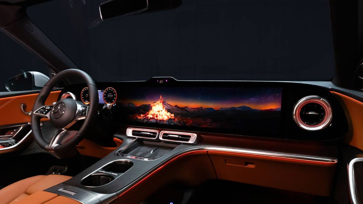 2027-mercedes-benz-glc-ev-l.jpg?profile=rss