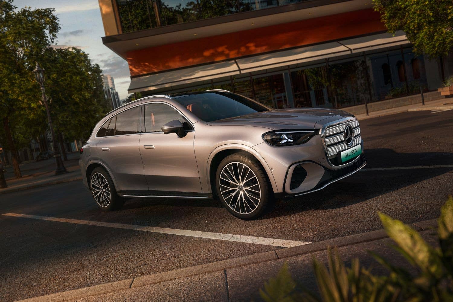 2027 Mercedes-Benz GLC EV L