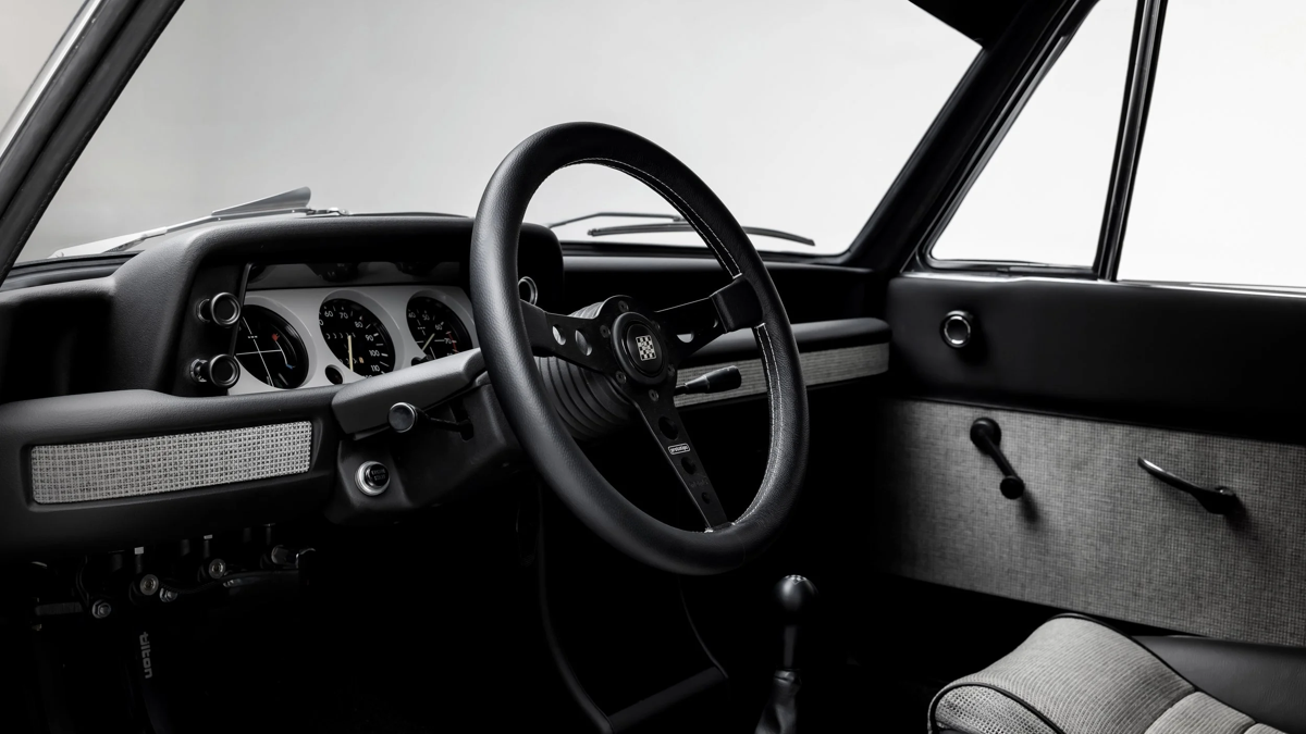 son-of-cobra-bmw-2002-interior.png?profile=rss