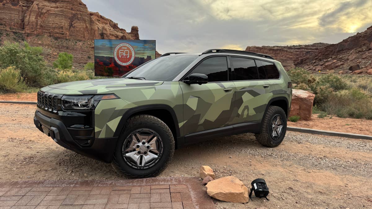 jeep-cherokee-upland-concept.jpg?profile=rss