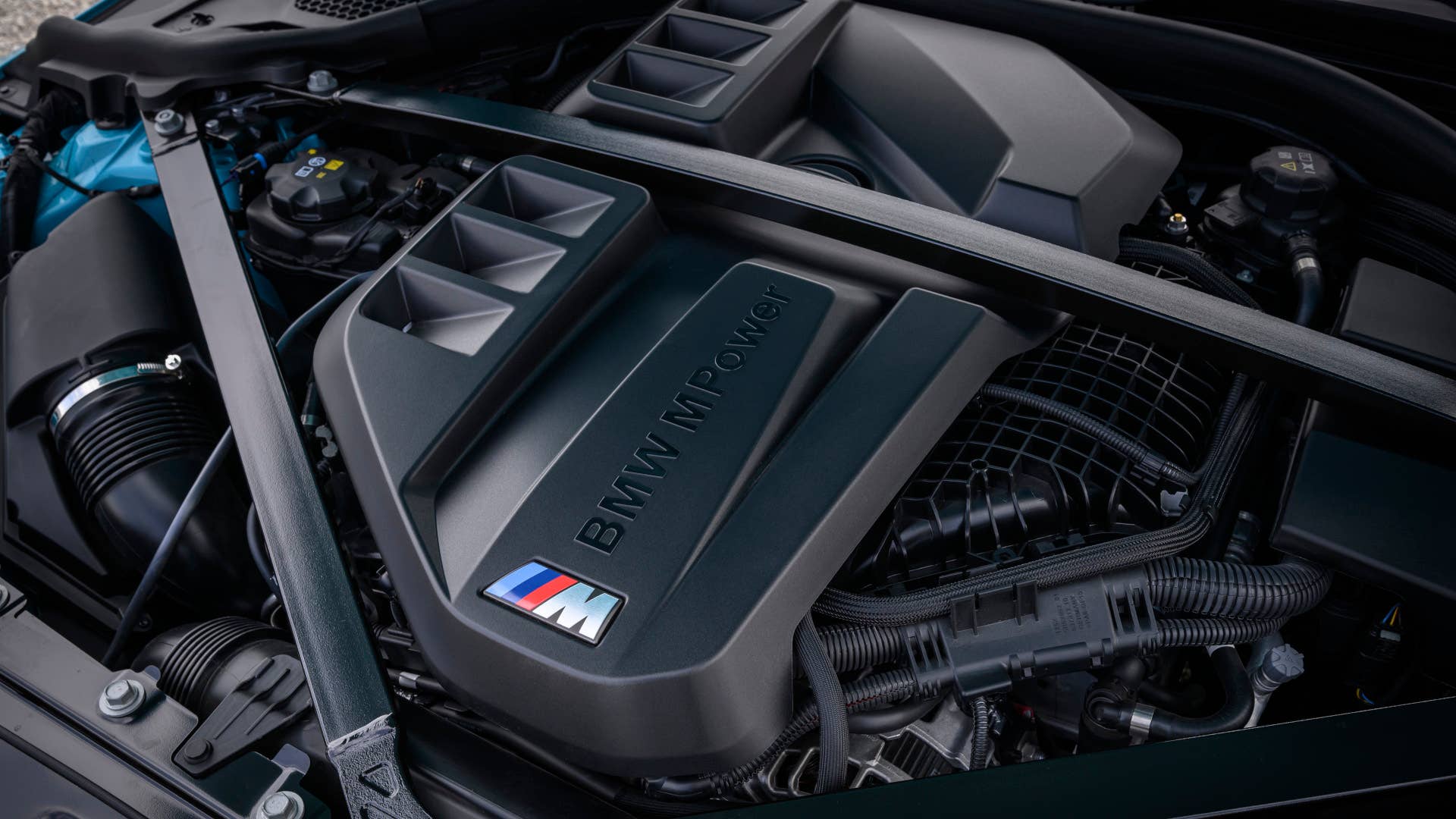 2027 BMW M2 xDrive 3.0 twin-turbo I6 engine