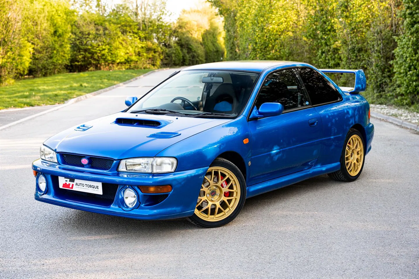 1998 Subaru Impreza 22B front 3/4 static