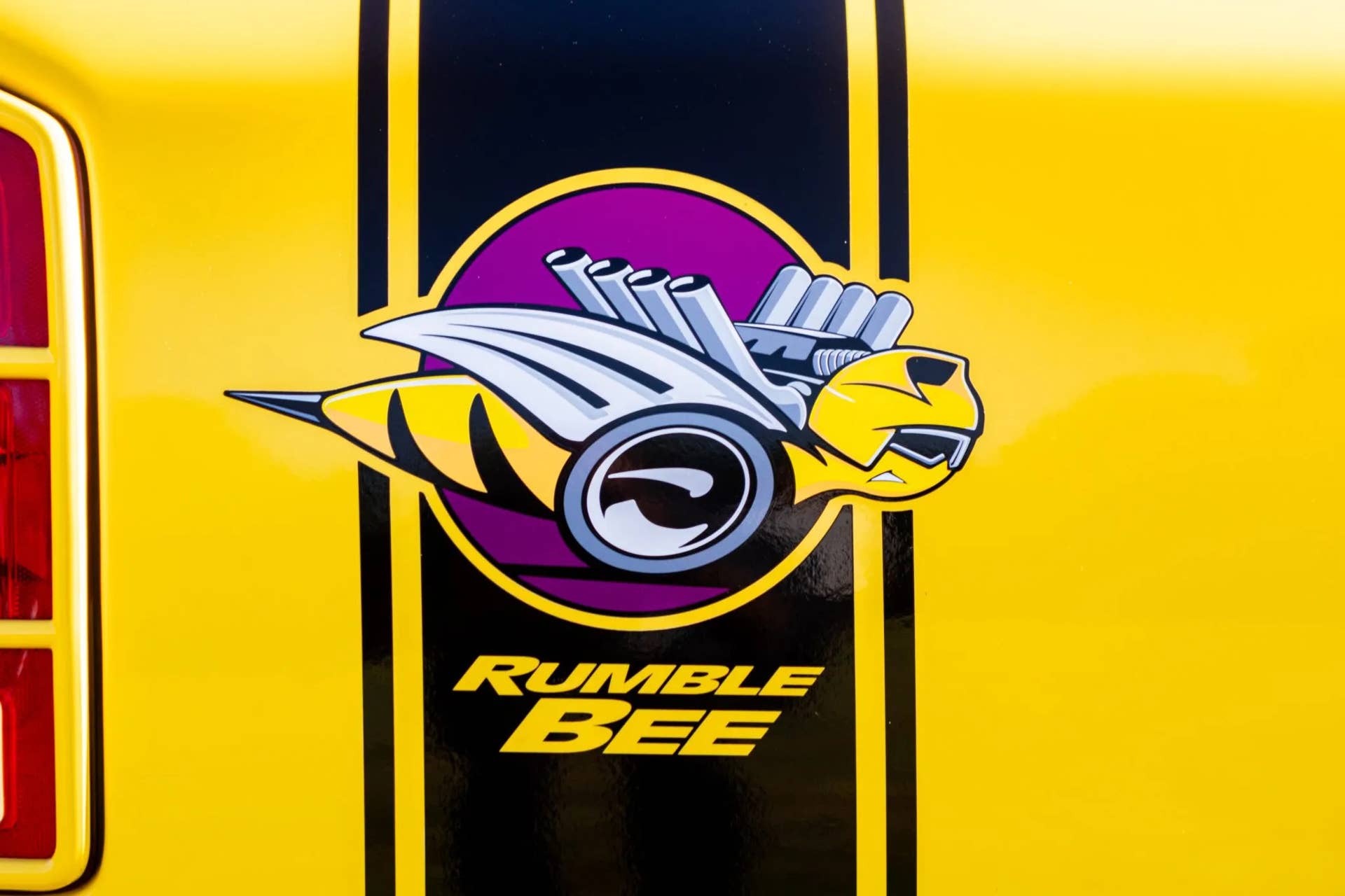 The 2004 Ram Rumble Bee Was The Original Fast V8 Dodge Truck - Autoblog