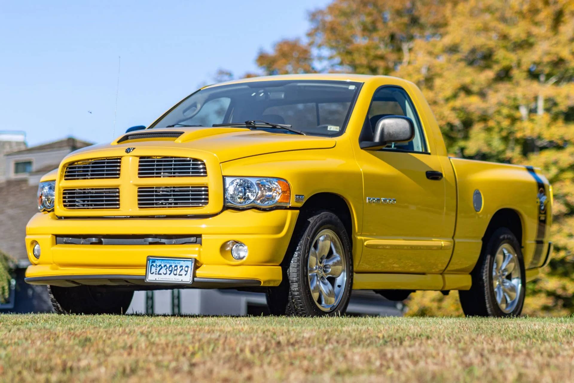 The 2004 Ram Rumble Bee Was The Original Fast V8 Dodge Truck - Autoblog