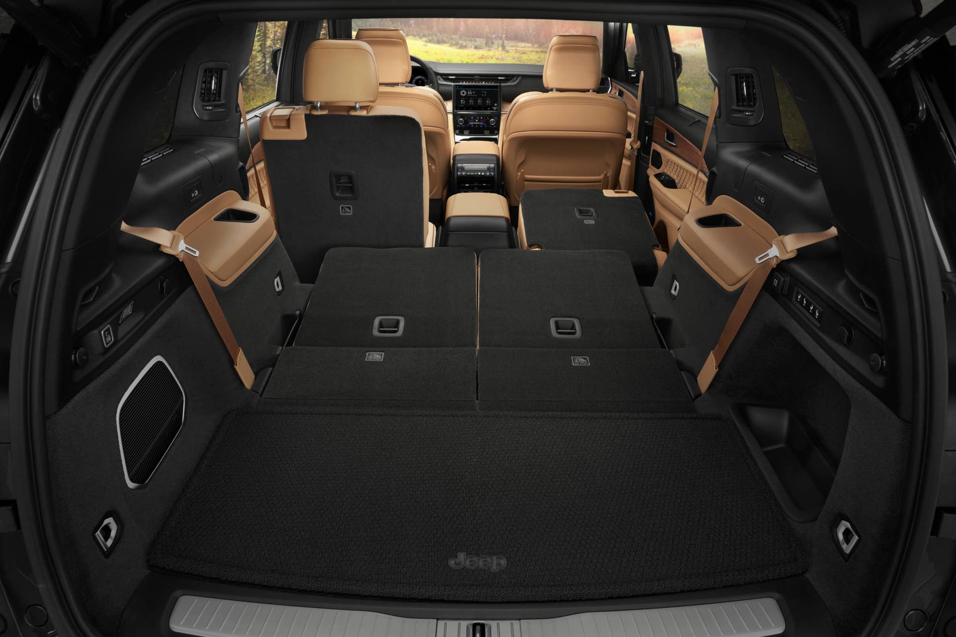 2024 Jeep® Grand Cherokee L Summit Reserve trunk seats folded