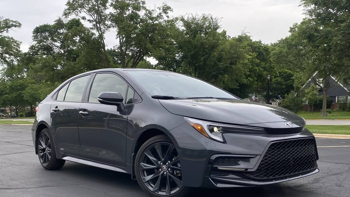I Drove the 2026 Toyota Corolla Hybrid SE AWD. It's the Best Version of the No-Brainer Compact Sedan