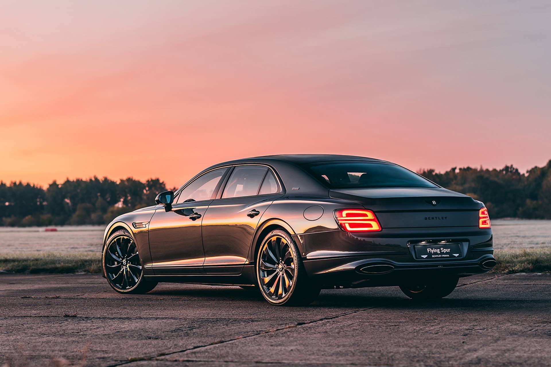 2025-2026 Bentley Flying Spur