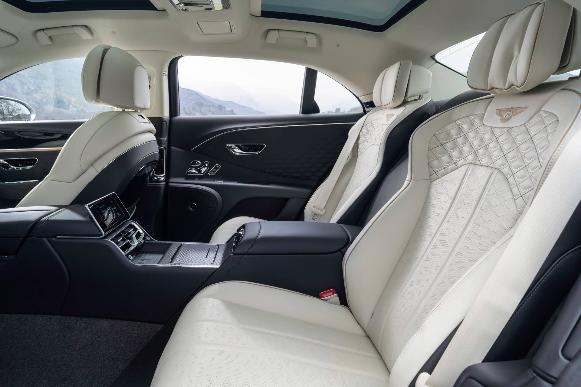 2025-2026 Bentley Flying Spur