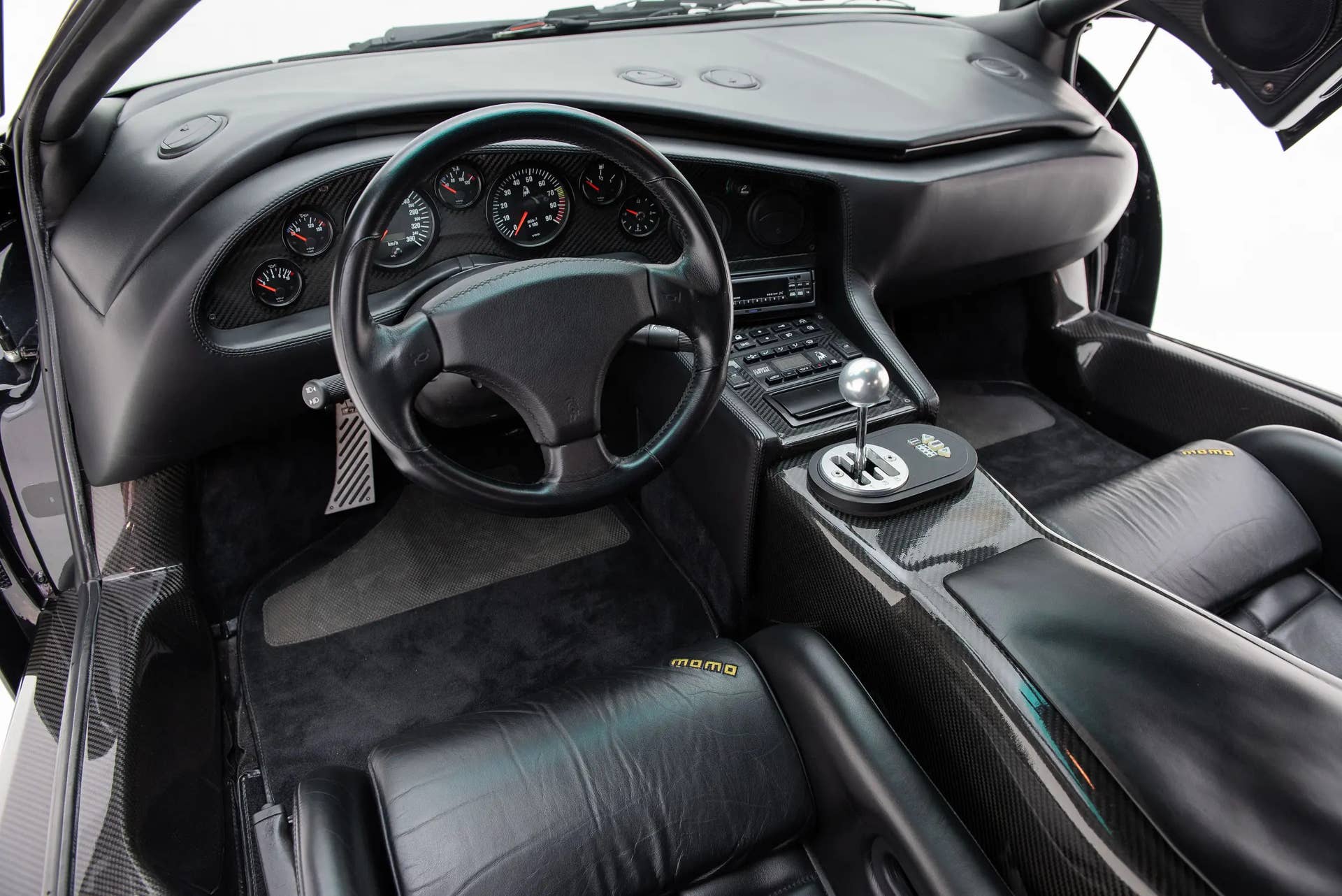 2000-lamborghini-diablo-gt-3.jpg?profile=rss