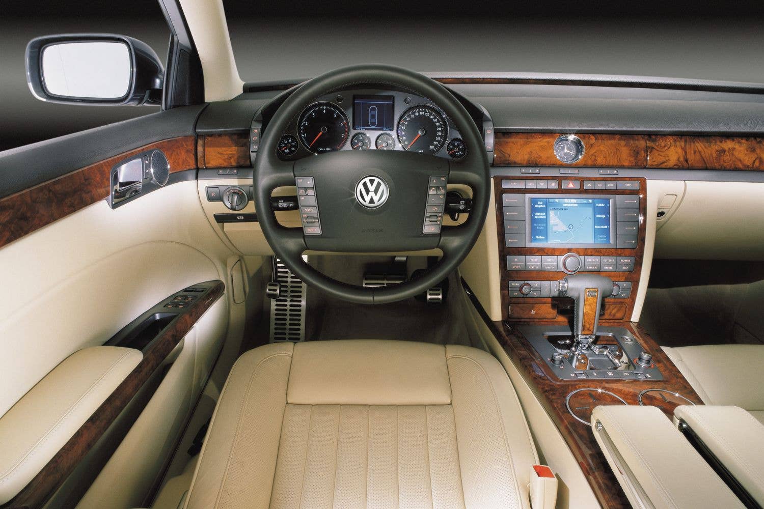 Volkswagen Phaeton
