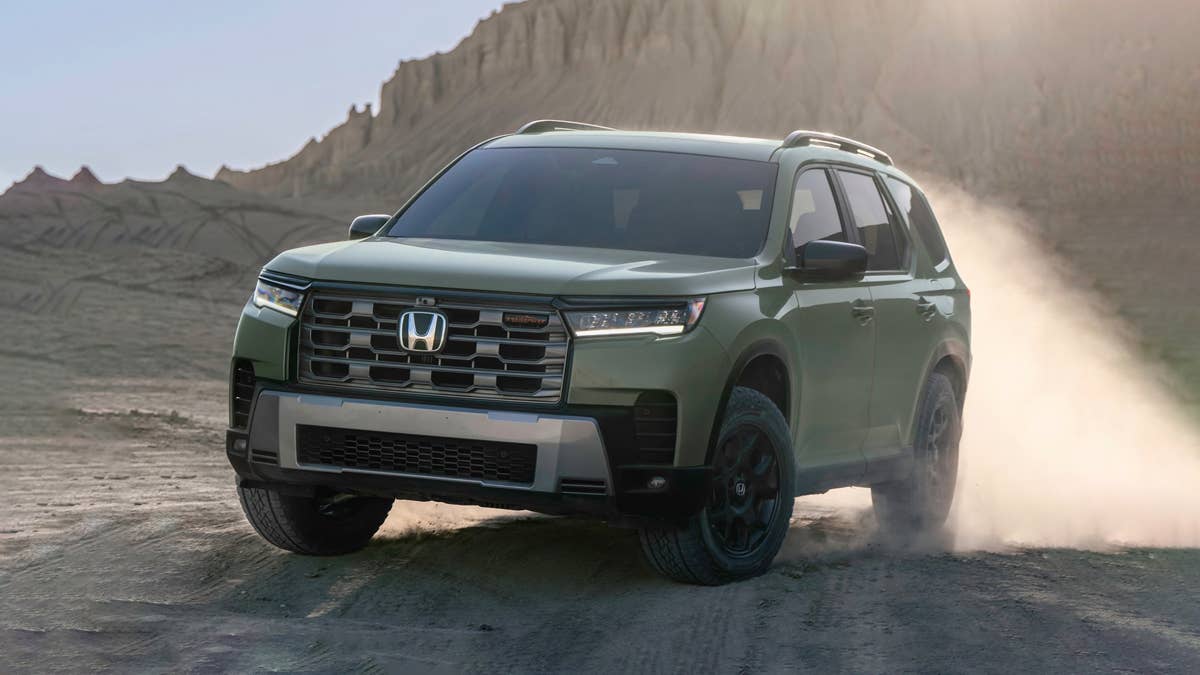 These Are the Roomiest Midsize SUVs You Can Buy for 2027